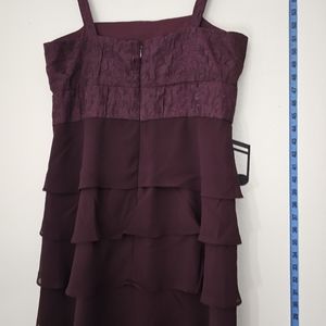 R&M Richards Dark plum cocktail Christmas party dress sz 12